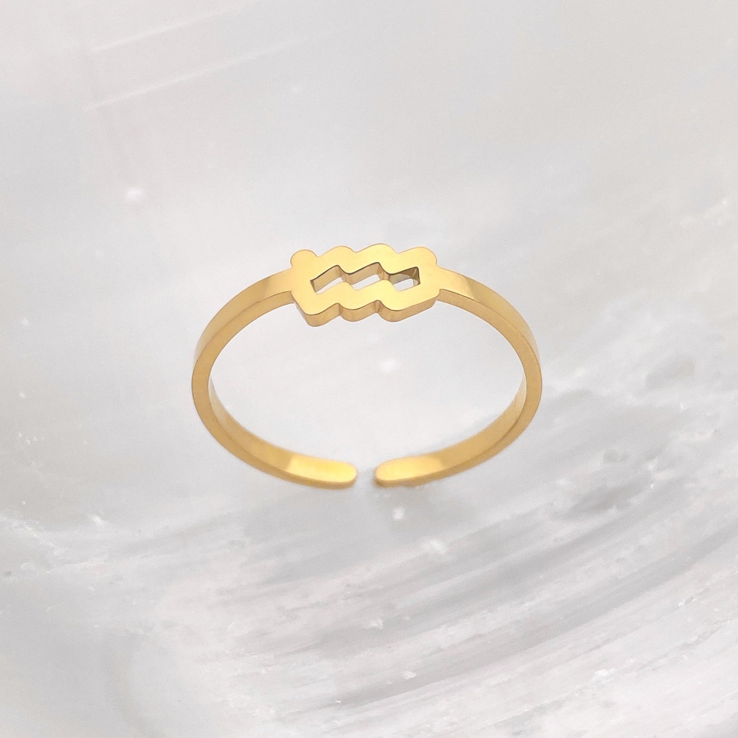Aquarius Ring